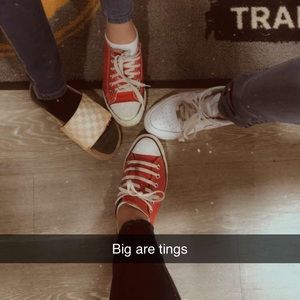 Meet your Posher, Kira